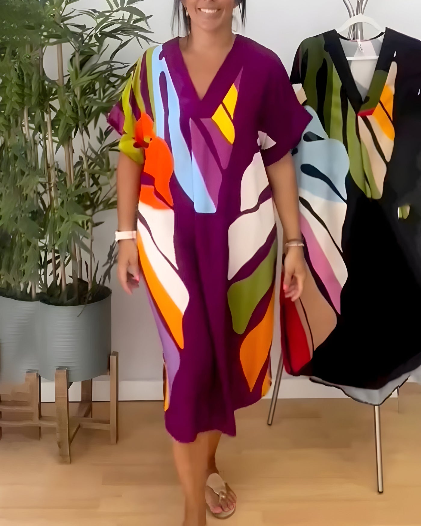 Nerissa™ - Casual dress with colorful foliage print for a fresh and natural look