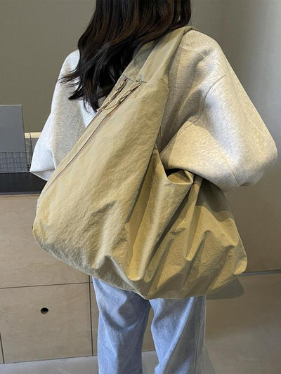 Helindra™ - Spacious and stylish tote bag