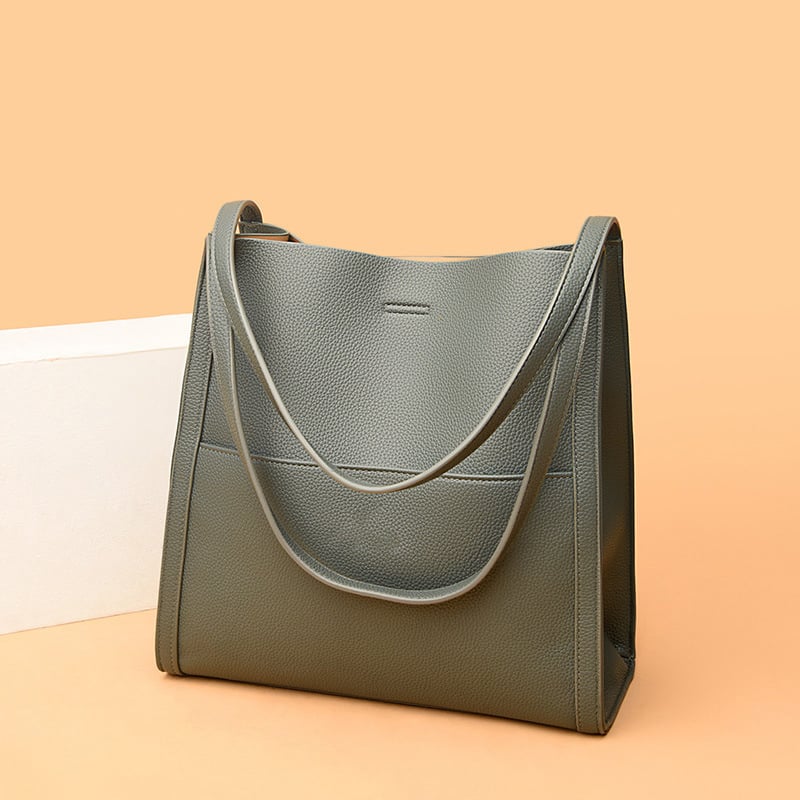 Corinne™ - Spacious leather shoulder bag