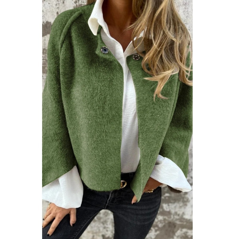 Missimode™ - The perfect mid-season coat